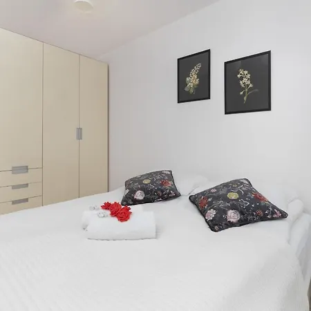 Ursynow Modern By Renters Apartment Warsaw